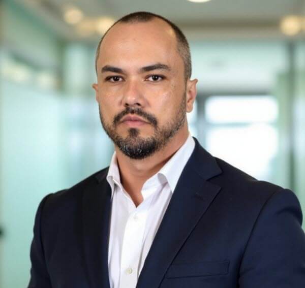 psicólogo esteban carvajal