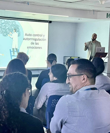 psicologo capacitaciones personal